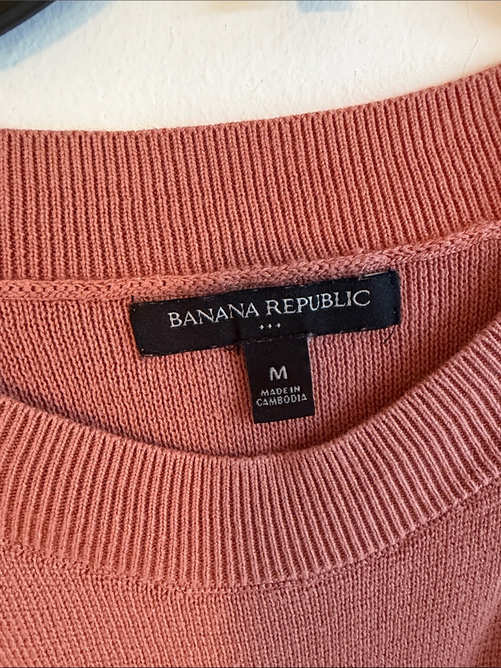 Banana Republic Rust-Red Ribbed High-Neck Tank - Picture 2 of 4